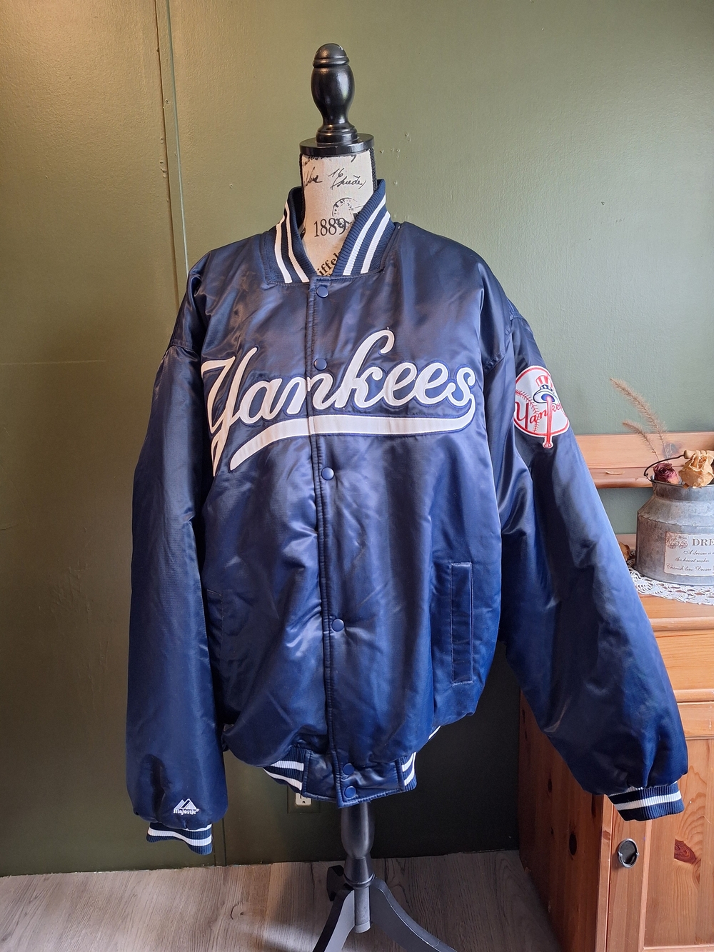 Vintage New York Yankees Navy Satin Bomber Jacket